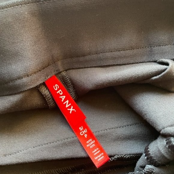 Spanx On-the-Go Ankle Slim Straight Pant - Petite S - Picture 5 of 6